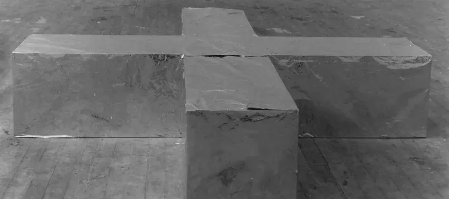 Heinz Mack’s aluminium foil cross sculpture and telegram ‘Make my Absence Positive’ (1970) in studio C.04. Photo