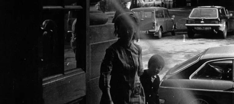 Klaus Rinke’s water installation at the entrance to ECA Main Building (August 1970). Photo