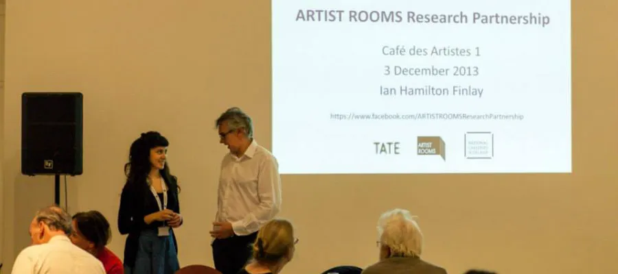 Audience and organisers at Café des Artistes number 1.