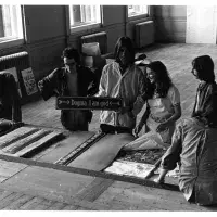 Alexander Hamilton holding palindromic sign by André Thomkins at SGA (August 1970).