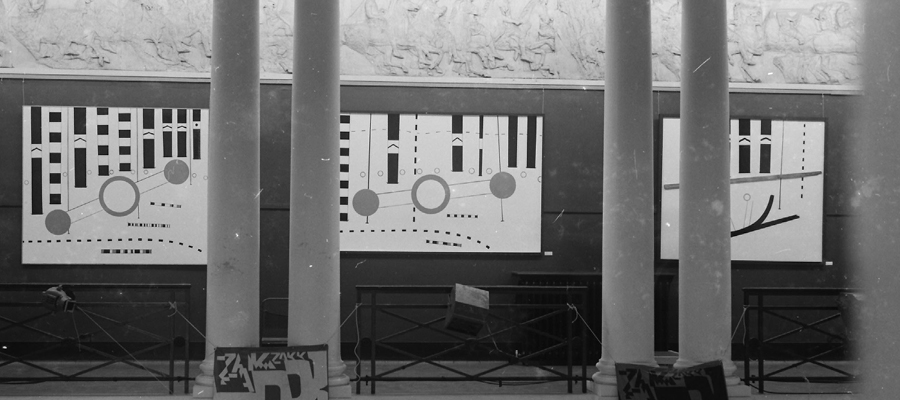 Peter Br&uuml;ning&rsquo;s Diversion paintings on north corridor, as seen across the Sculpture Court, with Ferdinand Kriwet&rsquo;s banners